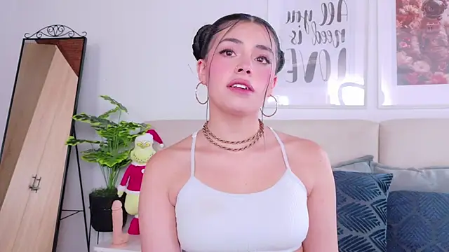 SaritaBratz online show from 12.14.25