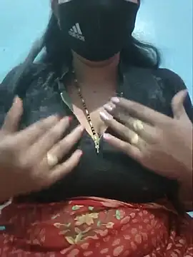 Snapshot of Sexyradha_ chatting on 07.04.26 Sexyradha online show from 07.04.26