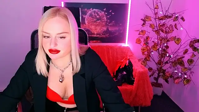 Snapshot of Miss_Alice_Silver chatting on 11.29.25 Miss Alice Silver online show from 11.29.25