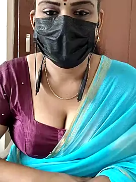 Snapshot of ashmitha chatting on 03.19.25 ashmitha online show from 03.19.25