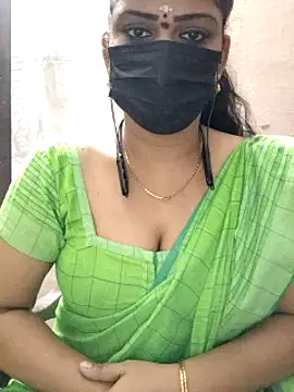 Snapshot of ashmitha chatting on 03.20.25 ashmitha online show from 03.20.25