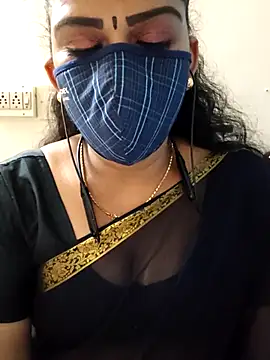 Snapshot of ashmitha chatting on 09.18.25 ashmitha online show from 09.18.25