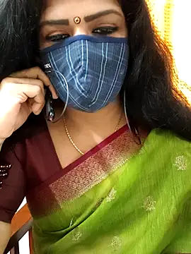 Snapshot of ashmitha chatting on 09.30.25 ashmitha online show from 09.30.25