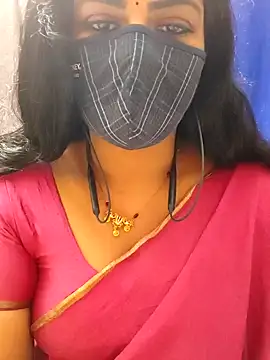 Snapshot of ashmitha chatting on 10.03.25 ashmitha online show from 10.03.25