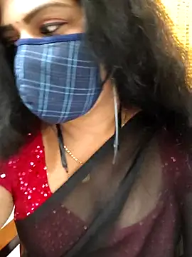 Snapshot of ashmitha chatting on 10.07.25 ashmitha online show from 10.07.25