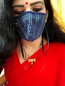 Snapshot of ashmitha chatting on 10.08.25 ashmitha online show from 10.08.25