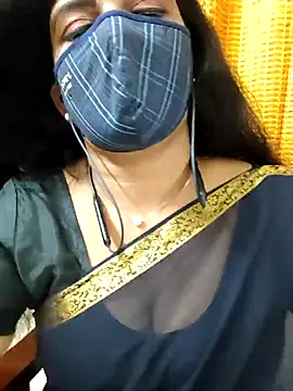 Snapshot of ashmitha chatting on 10.19.25 ashmitha online show from 10.19.25