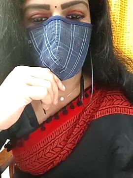 Snapshot of ashmitha chatting on 10.31.25 ashmitha online show from 10.31.25