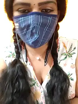 Snapshot of ashmitha chatting on 11.04.25 ashmitha online show from 11.04.25