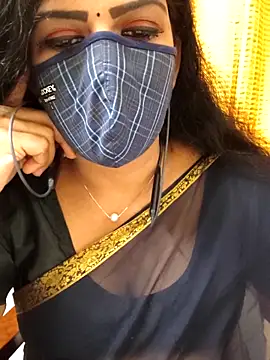 Snapshot of ashmitha chatting on 11.13.25 ashmitha online show from 11.13.25