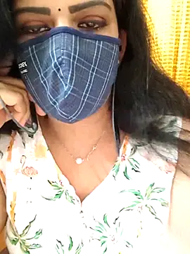 Snapshot of ashmitha chatting on 11.14.25 ashmitha online show from 11.14.25