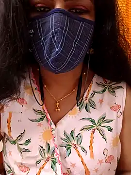 Snapshot of ashmitha chatting on 11.16.25 ashmitha online show from 11.16.25