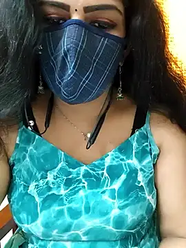 Snapshot of ashmitha chatting on 11.26.25 ashmitha online show from 11.26.25