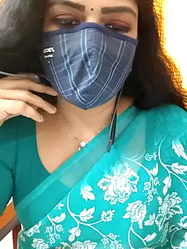 Snapshot of ashmitha chatting on 12.01.25 ashmitha online show from 12.01.25