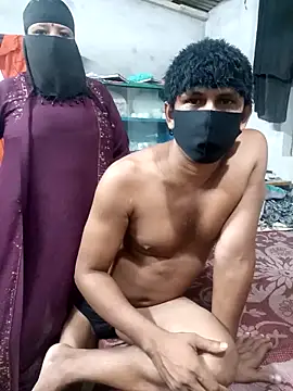 Pakhi Couple 69 online show from 09.13.25