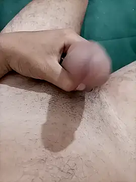 Snapshot of Iliase chatting on 04.04.26 Iliase online show from 04.04.26