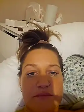 Pleasing-Chloe49 online show from 03.18.25