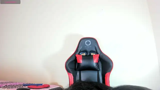 hot-nikol online show from 11.19.25