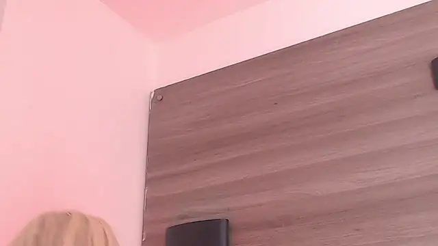 SashaNova online show from 08.05.26