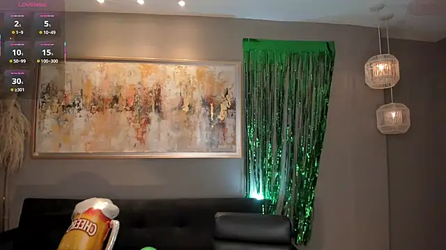 Snapshot of MaddisonCollins chatting on 03.18.25 MaddisonCollins online show from 03.18.25