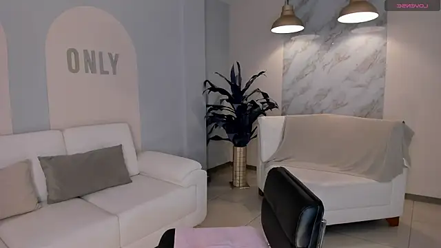 Snapshot of MaddisonCollins chatting on 03.22.25 MaddisonCollins online show from 03.22.25