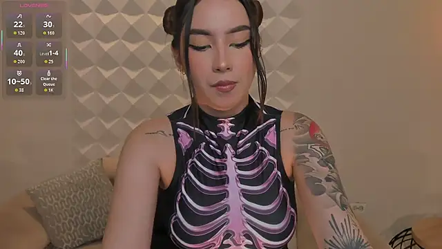 Snapshot of MaddisonCollins chatting on 10.03.25 MaddisonCollins online show from 10.03.25