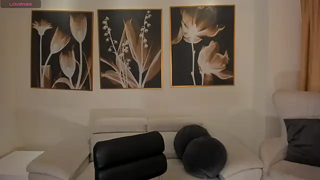 Snapshot of MaddisonCollins chatting on 01.09.26 MaddisonCollins online show from 01.09.26