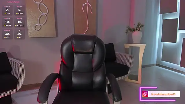 Snapshot of MaddisonCollins chatting on 02.05.26 MaddisonCollins online show from 02.05.26