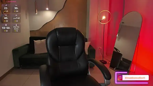 Snapshot of MaddisonCollins chatting on 02.26.26 MaddisonCollins online show from 02.26.26