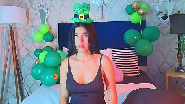 Mia Montess online show from 03.14.25