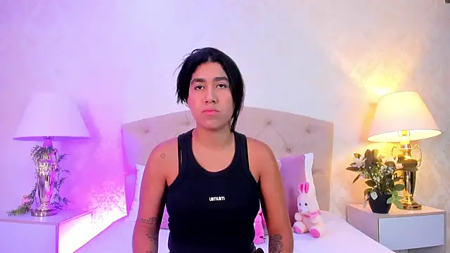 Mia Montess online show from 06.18.26