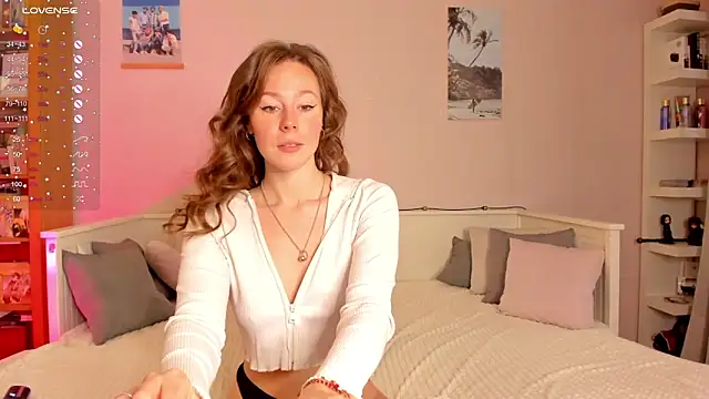 Snapshot of pusi_musi chatting on 11.07.25 pusi musi online show from 11.07.25