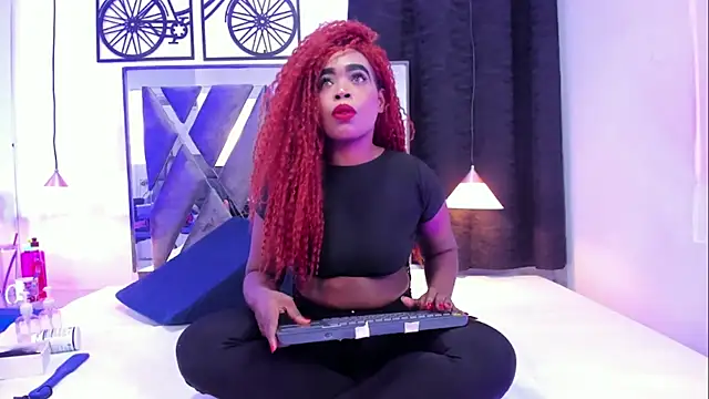 CandyMartinez  online show from 03.12.26