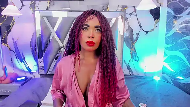 Snapshot of CandyMartinez_ chatting on 07.25.26 CandyMartinez online show from 07.25.26