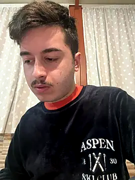 Snapshot of ategurl192 chatting on 12.16.25 ategurl192 online show from 12.16.25