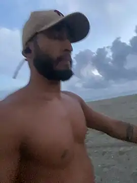 Snapshot of Dasul_ chatting on 03.07.25 Dasul online show from 03.07.25