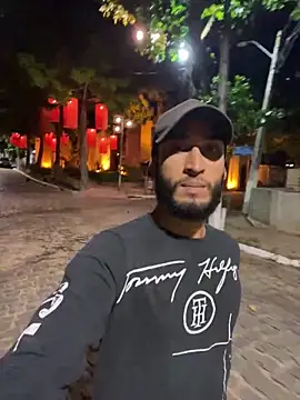 Snapshot of Dasul_ chatting on 11.19.25 Dasul online show from 11.19.25