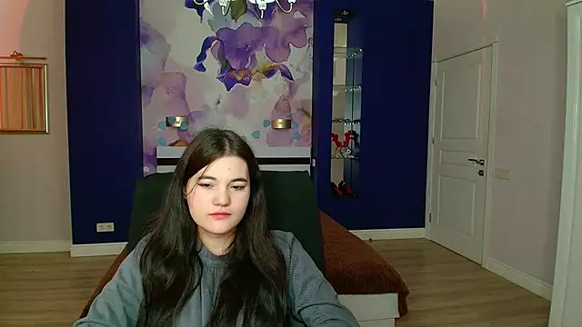 ElinaMils online show from 03.04.25