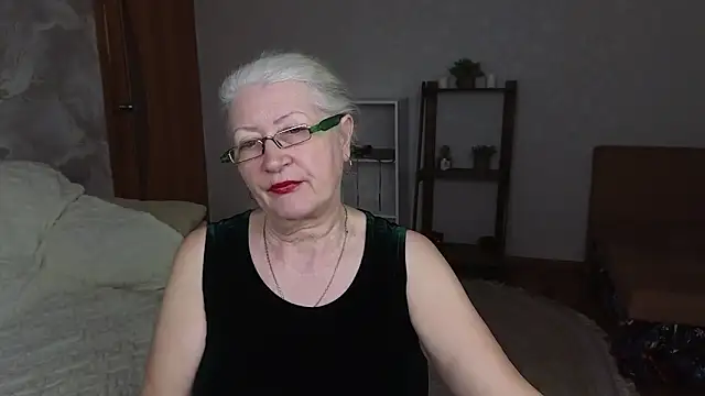 Maya Mayflower online show from 03.20.25