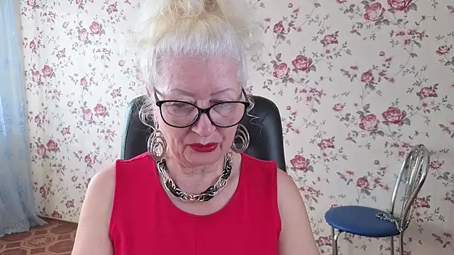 Maya Mayflower online show from 09.16.25