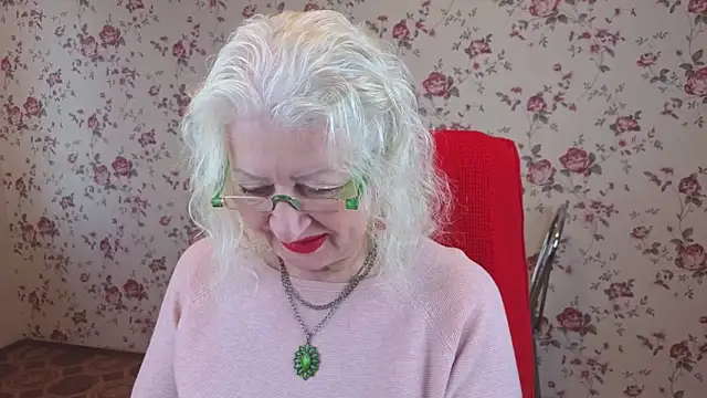 Maya Mayflower online show from 10.25.25