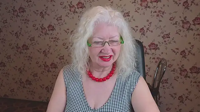 Maya Mayflower online show from 01.19.26