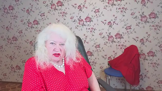 Maya Mayflower online show from 02.22.26