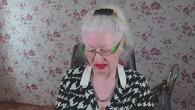 Maya Mayflower online show from 03.02.26