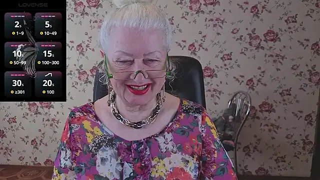 Maya Mayflower online show from 04.28.26