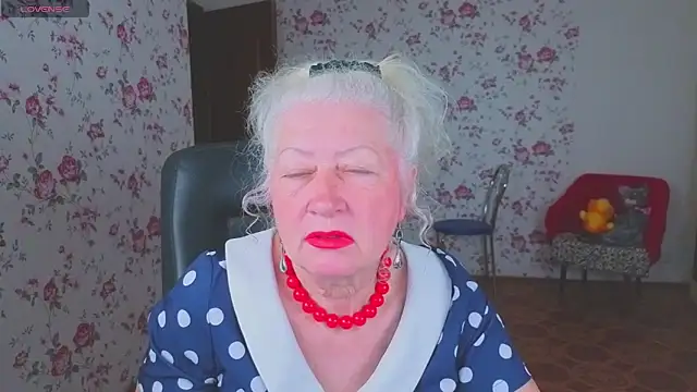 Maya Mayflower online show from 06.02.26