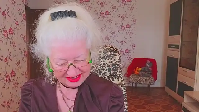 Maya Mayflower online show from 06.05.26