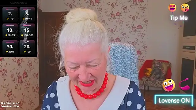 Maya Mayflower online show from 06.18.26