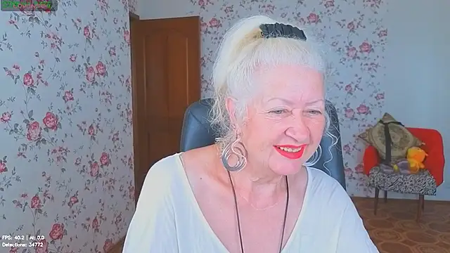 Maya Mayflower online show from 07.05.26