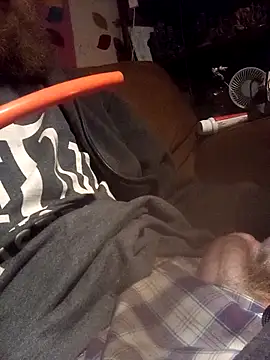 Snapshot of SirJonBradley chatting on 10.31.25 SirJonBradley online show from 10.31.25